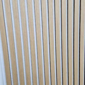 Holzoptik-Alternative (Akustikpaneele) 16